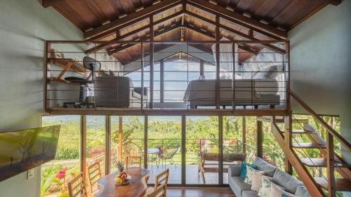 La Fortuna Rainforest Glass Cabin w/amazing views