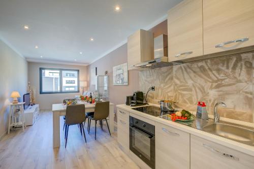 kuhinja, 4 Seasons Apartment - Happy Rentals in Taverne-Torricella