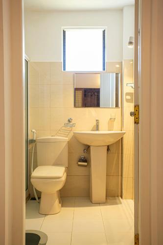 Double Room with Balcony image 1