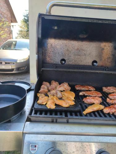 Facilities, Chata Filomena in Cikhaj