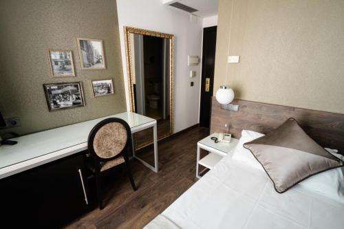 Moderno - image 8