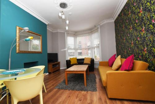 Harrogate Self Catering - Harrogate Convention View 2 - Parking - Apartment - Harrogate