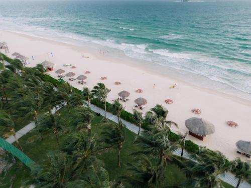 Wyndham Grand Phu Quoc