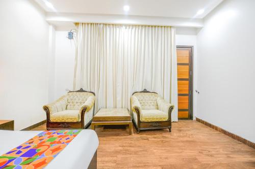 FabHotel Prime Happy Feet Luxury Homestay