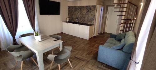 Kitchen, Palazzo Sarti Suites in Rodi Garganico