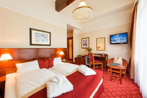 1 queen bed