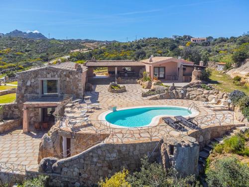 Sardinia Family Villas - Villa Letizia with private pool and seaview