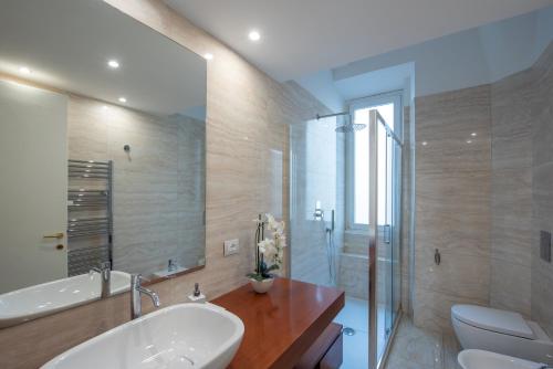 Benny Gold - Elegant apartment right next to the METRO, Rzym (zdjęcie 9)