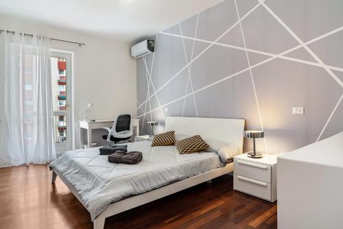 Superior One-Bedroom Apartment with Balcony