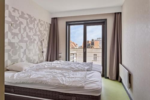Three-Bedroom Apartment image 5