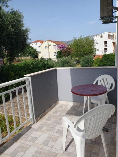 Three-Bedroom Apartment image 8