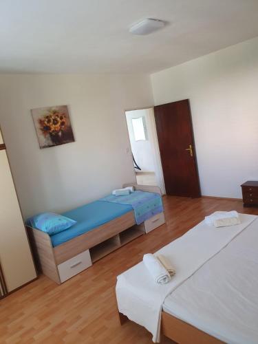 Three-Bedroom Apartment image 6