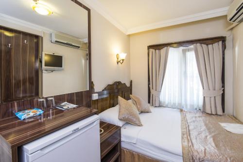  Naz Wooden House Inn in Istanbul