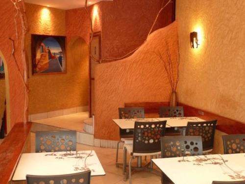 Restaurant, Kactus Lodge in Pointe-Noire