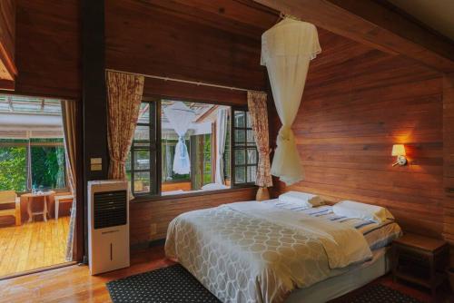 บ้านพัก  (home )