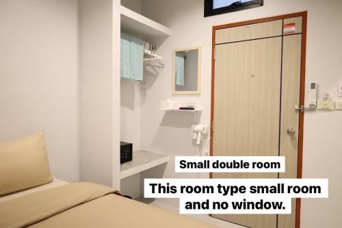 Small Double Room image 10