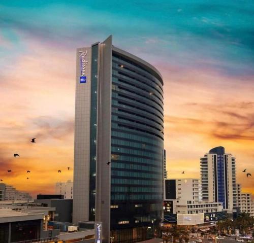 Royal Blu Haven: Luxurious Self-Catering Residences at Radisson Blu Umhlanga, Durban