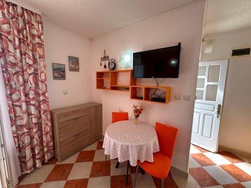 Apartments Okuka - image 10