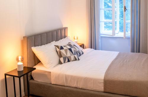 Cosy Castle Flat - Dressing Room - FREE PARKING, Lublaň (fotografie 10)