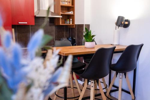 Cosy Castle Flat - Dressing Room - FREE PARKING, Lublaň (fotografie 8)
