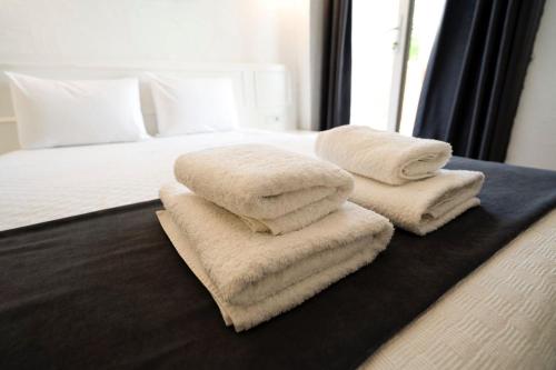 1 double bed