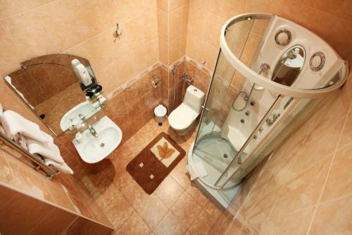 Ekaterina Hotel - image 2