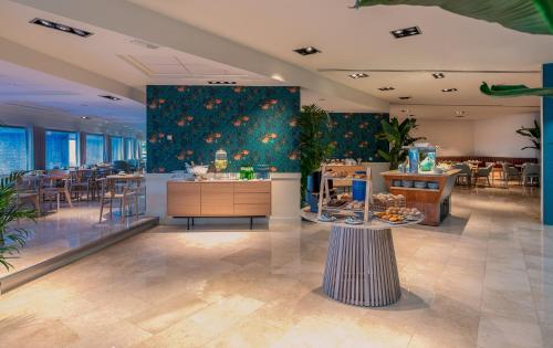 Sesimbra Oceanfront Hotel - Preferred Hotels and Resorts