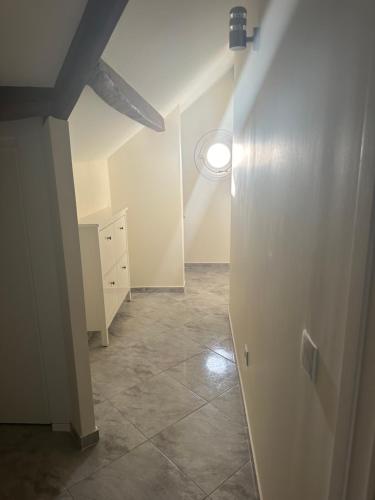 House at Beach in โอวาร์