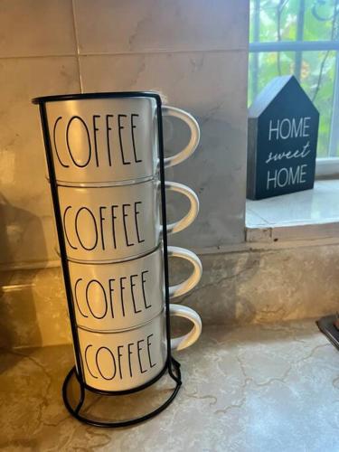 2 Kings Bedroom,2 Bath, 7mins from EWR/NYC