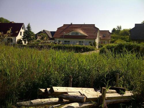 Geräumiges Ferienhaus in Seedorf mit Großer Terrasse