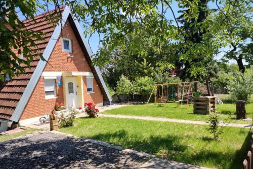 House on Danube with Sauna - Happy Rentals