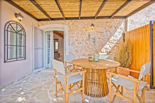 Courtyard Cottage Corfu