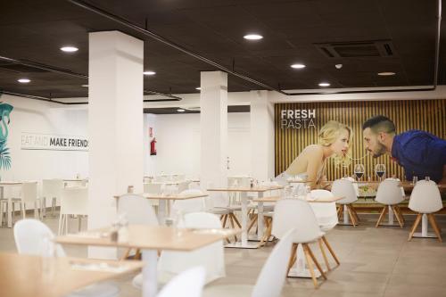 Hotel Playasol Cala Tarida - image 3