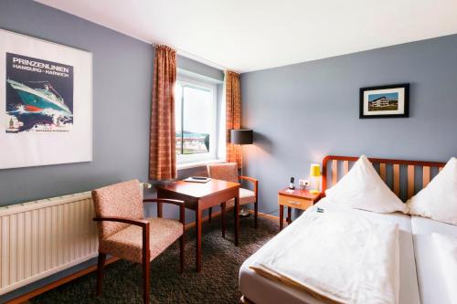 2 twin beds