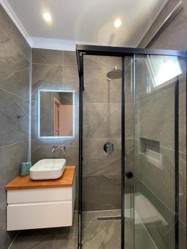 Apartment with Sea View image 10