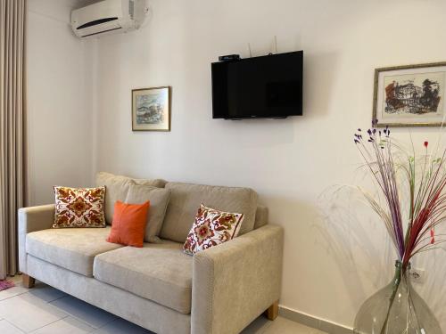 George Apartments - image 5