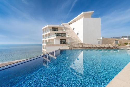 Sesimbra Oceanfront Hotel - Preferred Hotels and Resorts