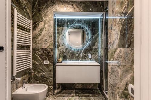Superior Double Room image 7