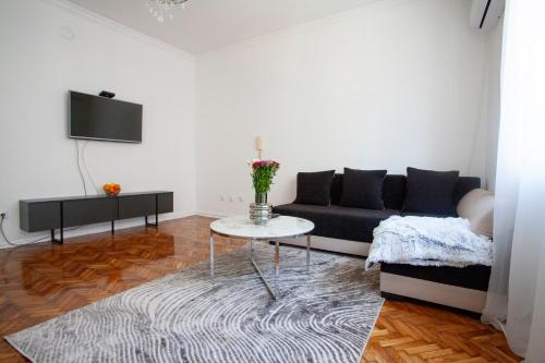 Old town river positive apartment