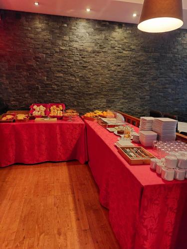 Petrus Hotel in ชาเวซ