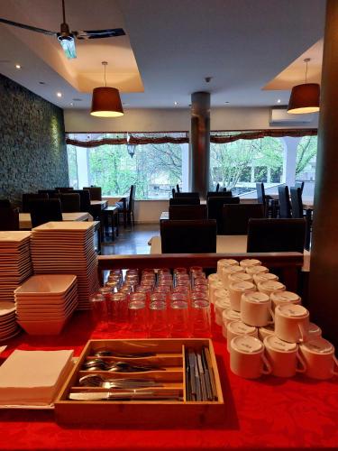 Petrus Hotel in ชาเวซ