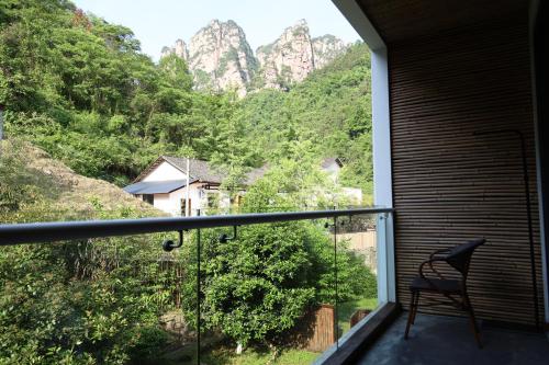 Zhangjiajie Jianwai Qijing Resort & Spa