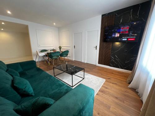 105 Quadratmeter Apartment, Parkplatz, kinderfreundlich, 6 Personen, WIFI, vollausgestattete Küche, in Crimmitschau, Deutschland