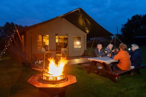 Dawn Chorus Holidays - image 8