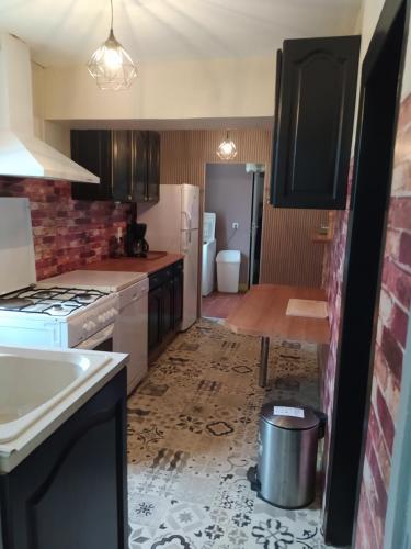 grand gîte à la campagne (grand gite a la campagne) in La Ferte-Frenel