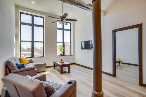 . Renovated Loft-Style Apartment in Downtown Cashton