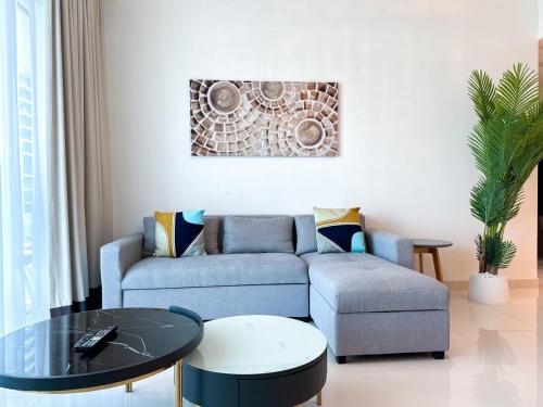 Vibrant 1BR Apartment with Marina & Ocean View, Dubái (foto 7)