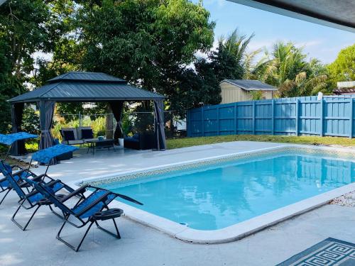 Cottage in the Gardens! in Miami Gardens, USA