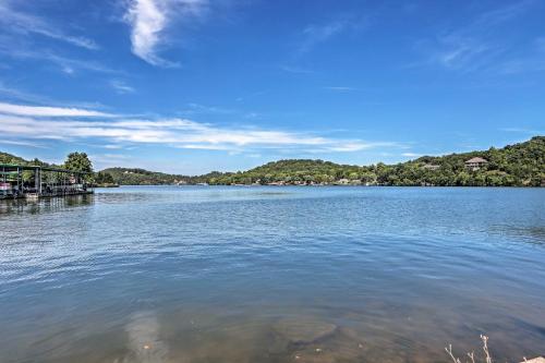 Camdenton Home with Resort Perks Great for Golfers!