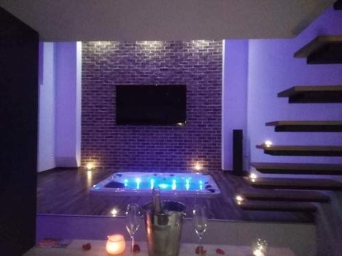 magnifique loft avec jacuzzi et sauna privatif